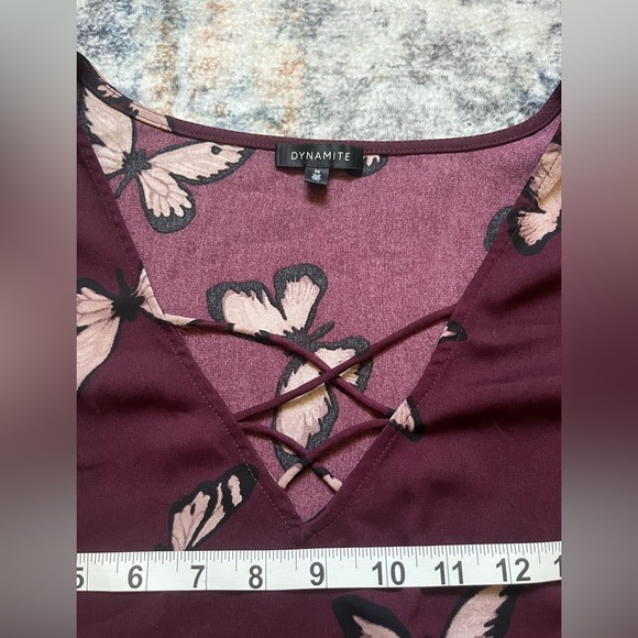 Dynamite Burgundy Butterfly Print Blouse - Picture 3 of 5